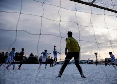 روایت یوفا از فوتبال در برف و شب قطب شمال در مونچه گورسک