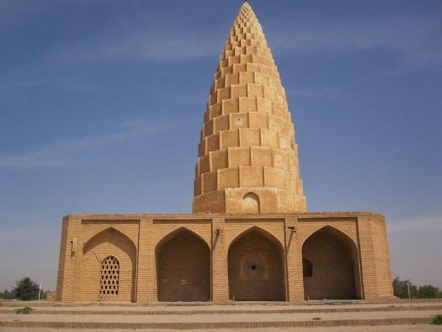 فصل سوم مرمت آرامگاه یعقوب لیث صفاری شروع شد